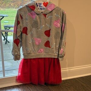 Kisses Gray dress  with Red and Pink Heart Patterns and kisses chocolate  sign